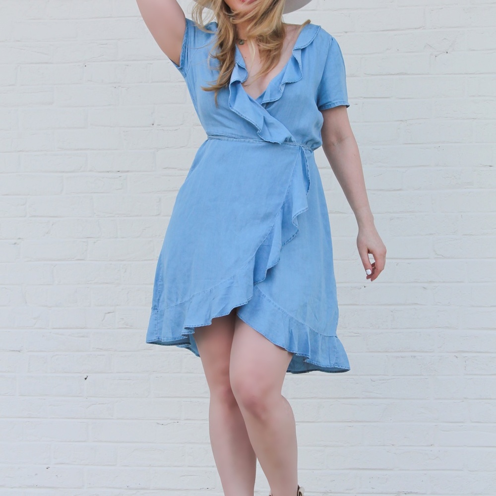 The Ruffled Wrap Dress - Picture 4 of 6